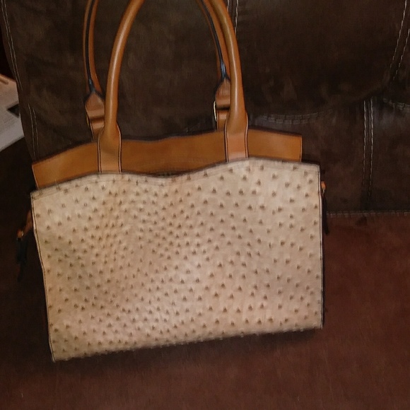 Purse - Picture 3 of 4